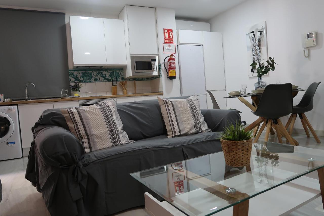 J & E Malaga Center Apartamentos Екстер'єр фото
