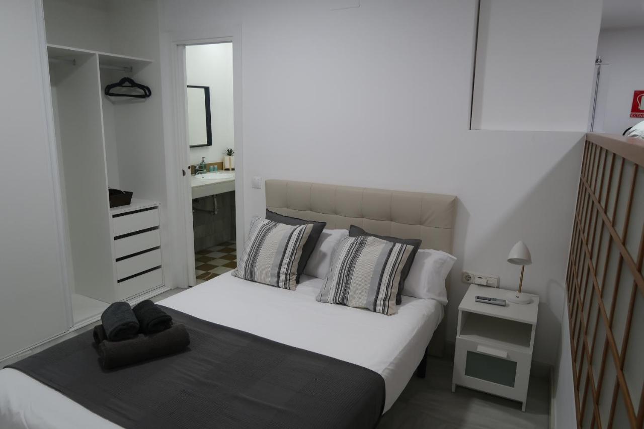 J & E Malaga Center Apartamentos Екстер'єр фото