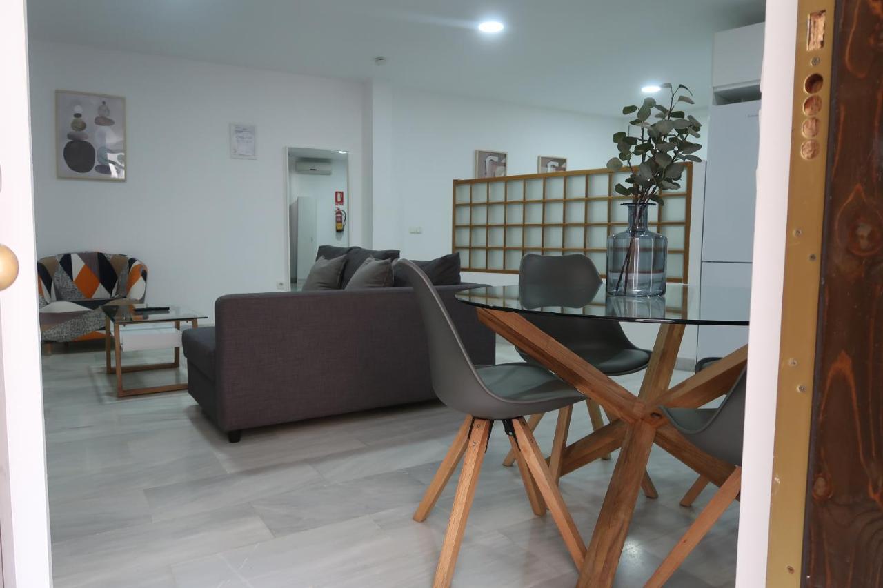J & E Malaga Center Apartamentos Екстер'єр фото