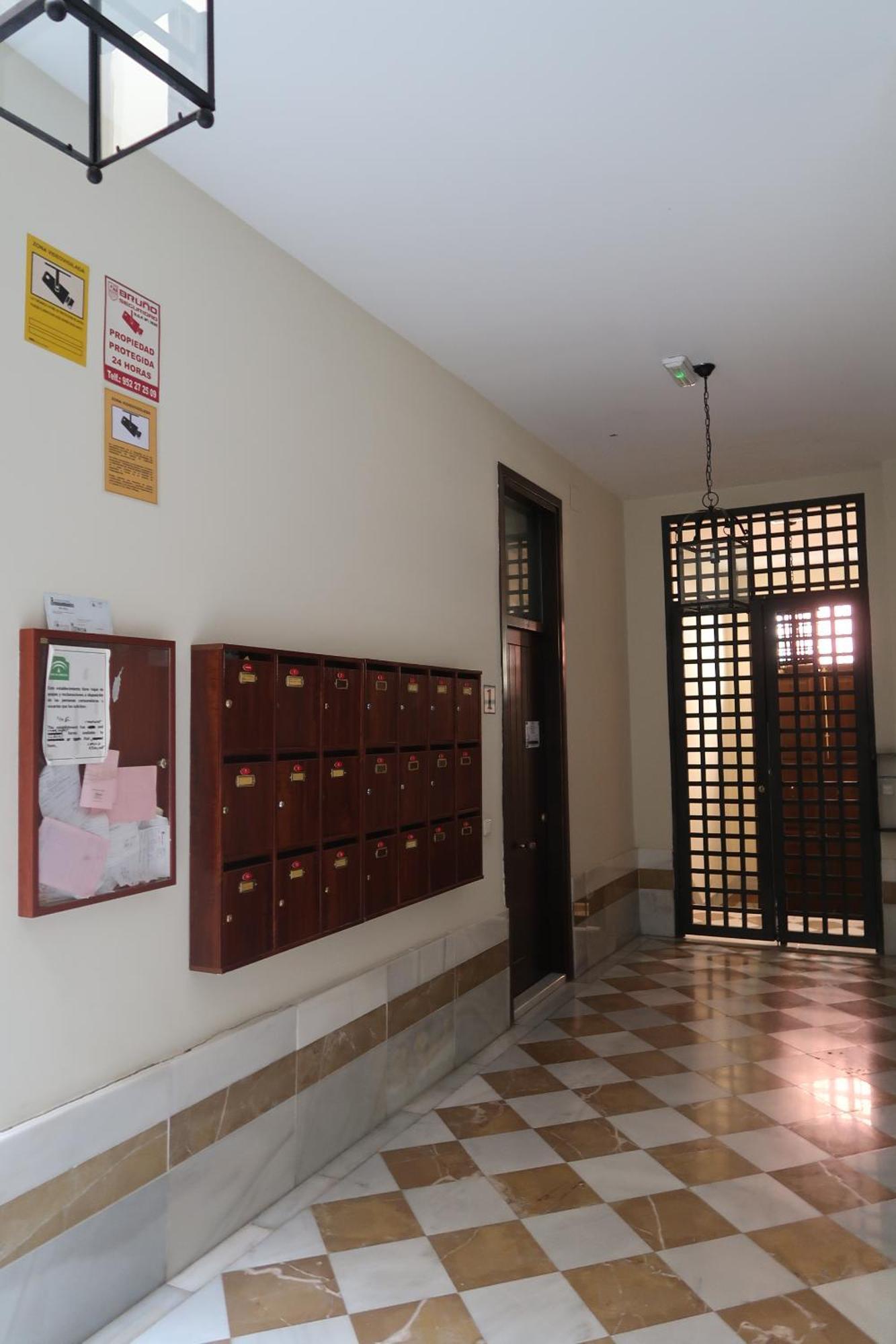 J & E Malaga Center Apartamentos Екстер'єр фото